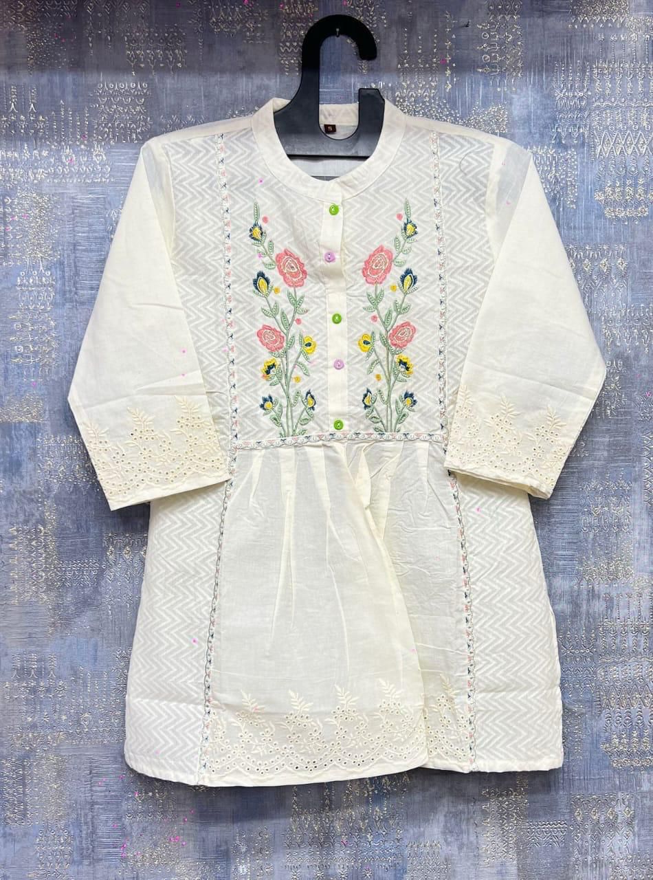 WhatsApp Image 2025-11-13 at 15.51.33